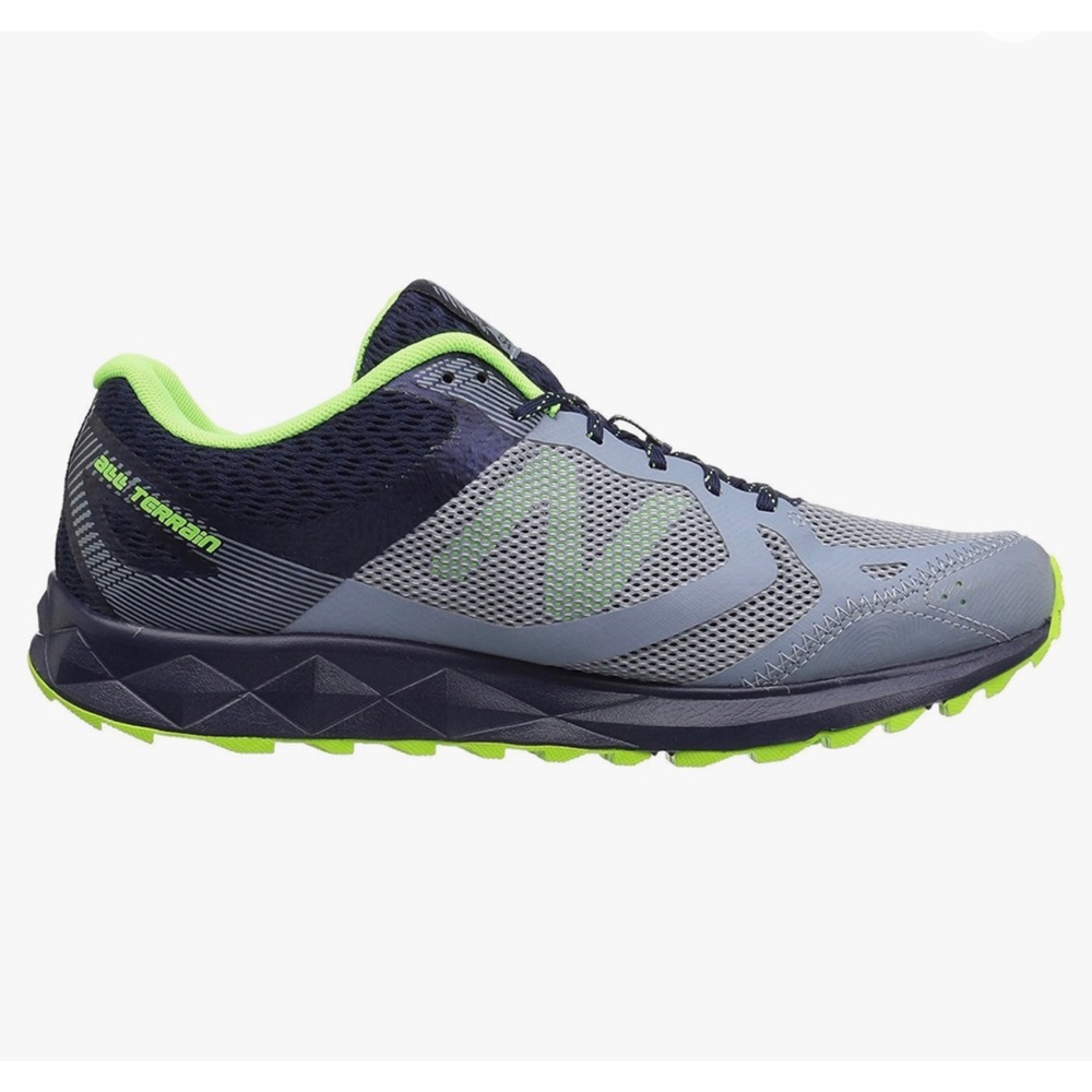 🌟HOST PICK🌟New Balance Men's 590v3 Running-Shoes Size 12 - Picture 2 of 8